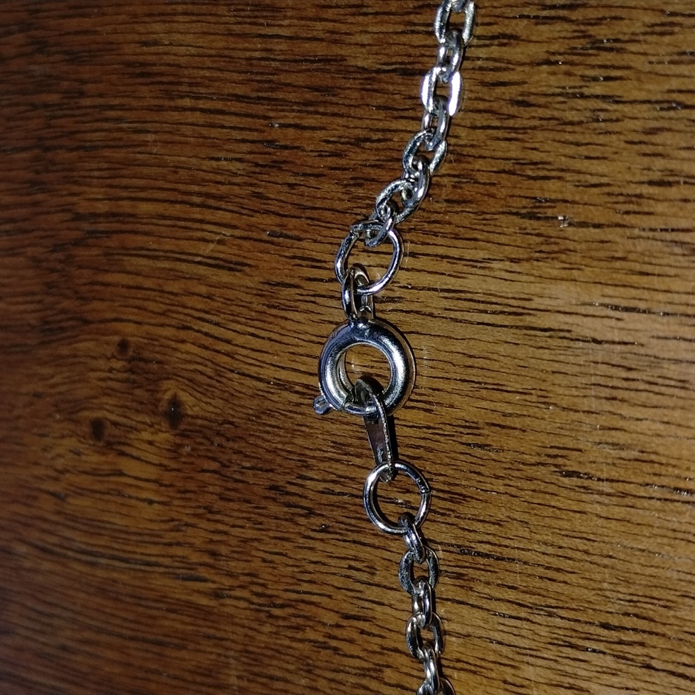 18 Inch Chain - Picture 2 of 3